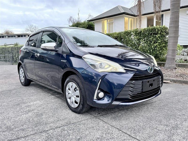 2017 Toyota Vitz Hybrid Juwela | 87,000km