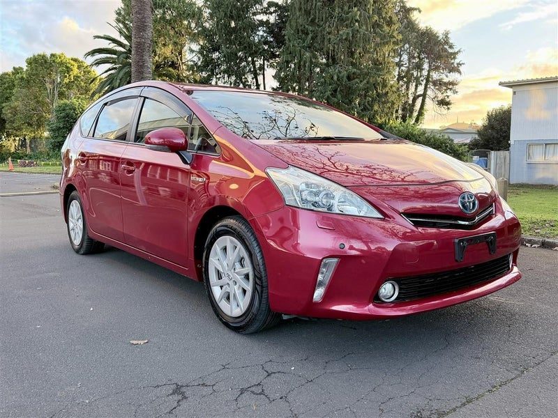 2013 Toyota Prius Alpha