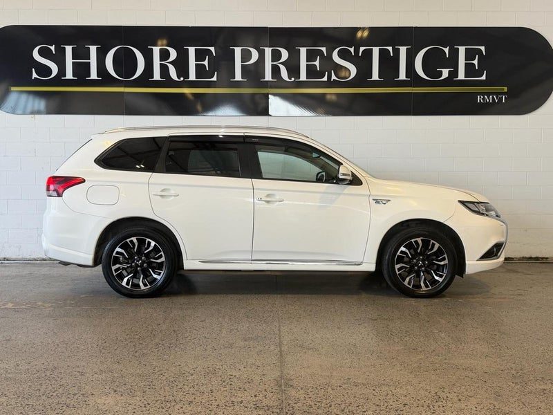 2017 Mitsubishi Outlander Xls Phev/4Wd/At, photo 2