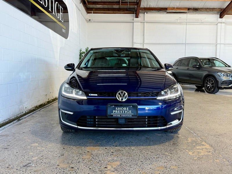 2020 Volkswagen e-Golf Premium, photo 2