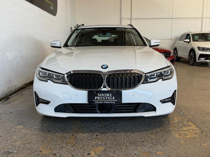 2020 BMW 320i Touring, photo 3