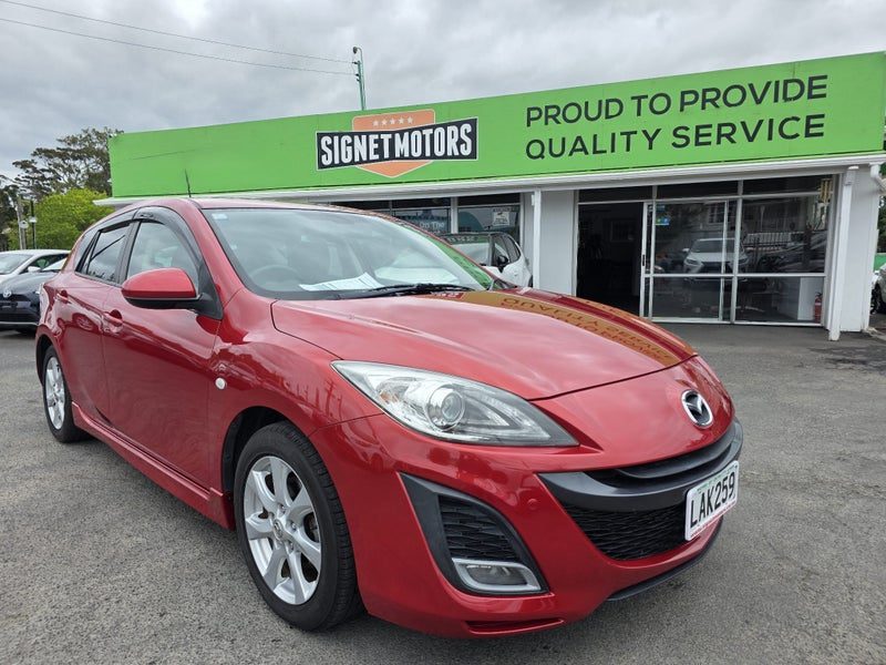 2011 Mazda Axela Reversing Camera! NZ Stereo!