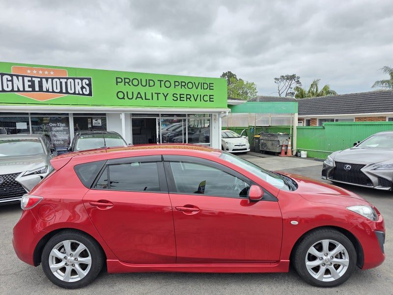 2011 Mazda Axela Reversing Camera! NZ Stereo!, photo 2