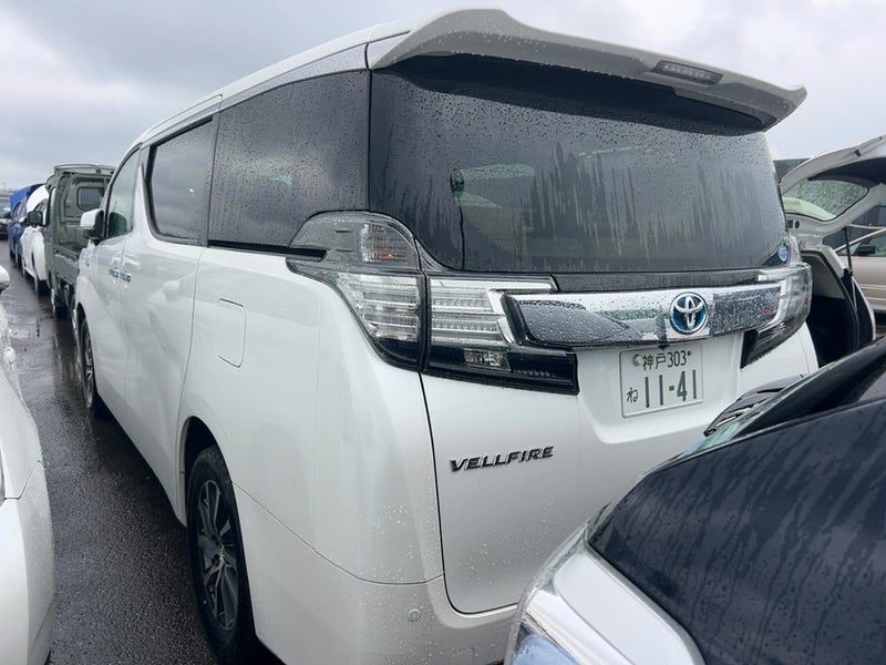 2017 Toyota Vellfire V 7 Seater, photo 2