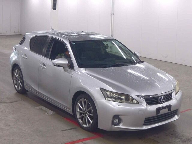 2013 Lexus CT 200h Hybrid! Cr. Control! SUNROOF!
