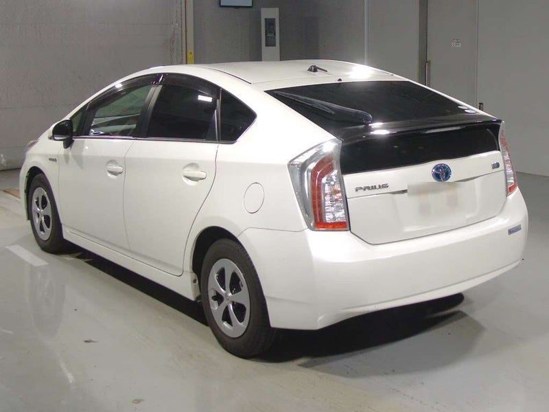 2015 Toyota Prius Hybrid! S!, photo 2