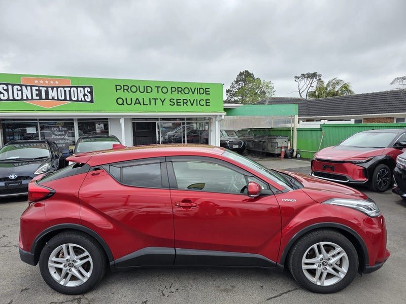 2019 Toyota C-HR S, R. Camera, Warranty!, photo 2