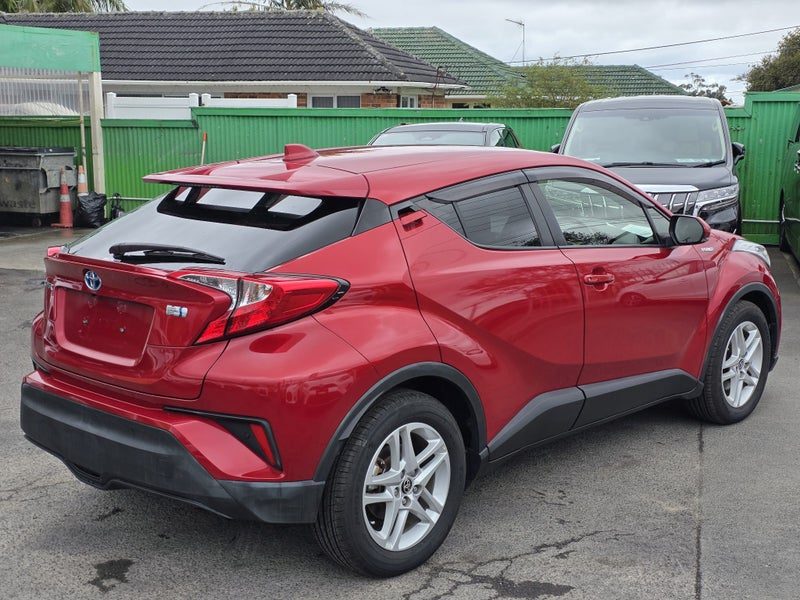 2019 Toyota C-HR S, R. Camera, Warranty!, photo 3