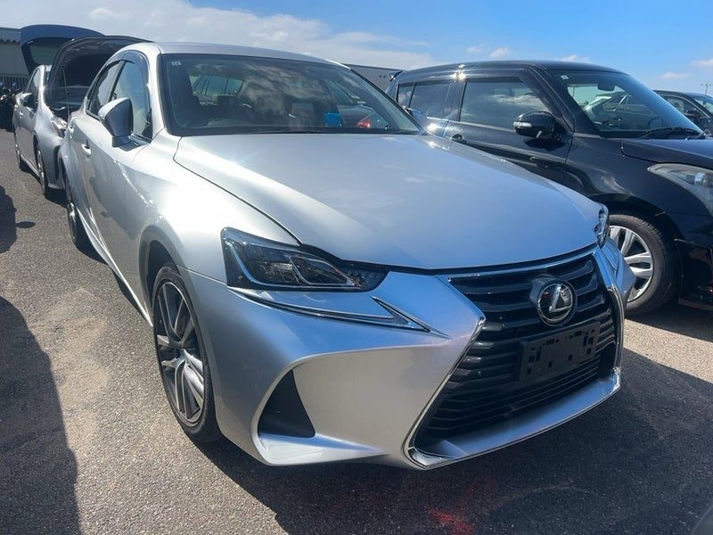 2019 Lexus IS 350 L! Radar! LOW KM! (in transit)