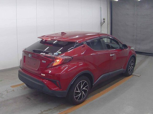 2018 Toyota C-HR New tyres! Radar!, photo 3