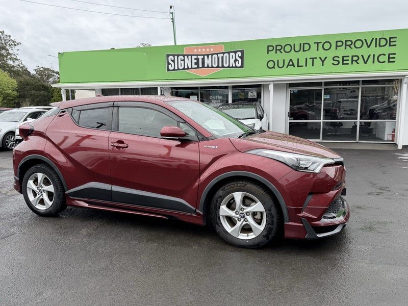2019 Toyota C-HR S, R. Camera, Radar!