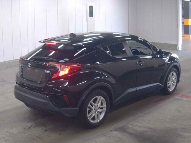 2020 Toyota C-HR S, 360 Camera!, photo 2