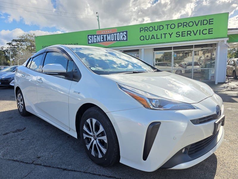 2019 Toyota Prius Hybrid! A! Radar!