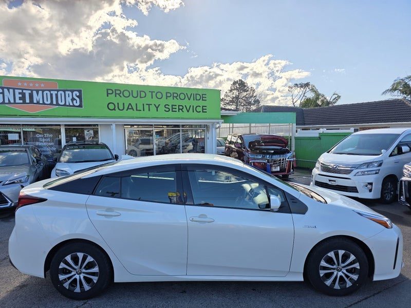 2019 Toyota Prius Hybrid! A! Radar!, photo 2