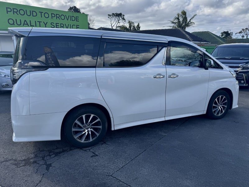2016 Toyota Vellfire Z!, 7 Seater!, photo 2