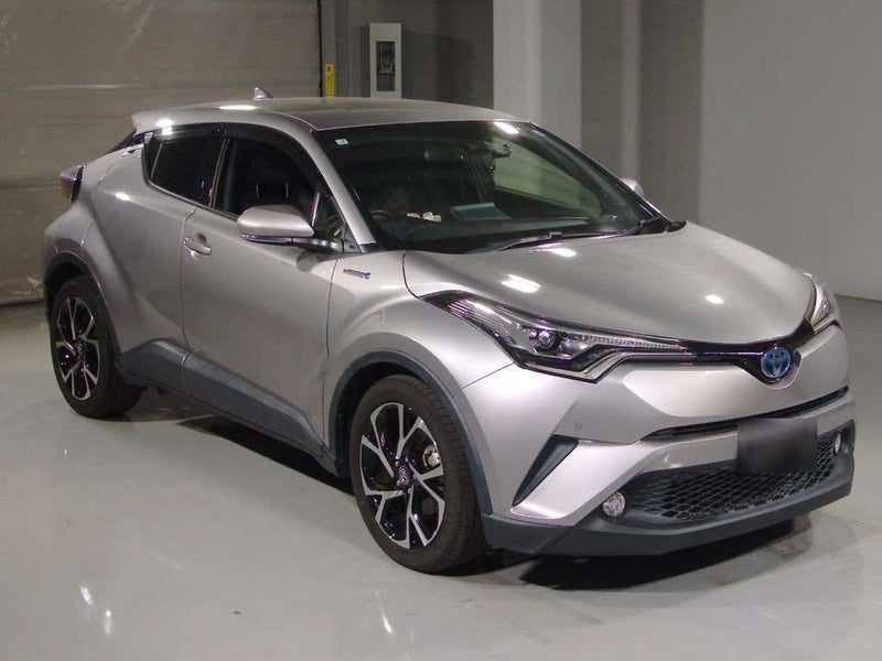 2017 Toyota C-HR G, Hybrid, Leather!