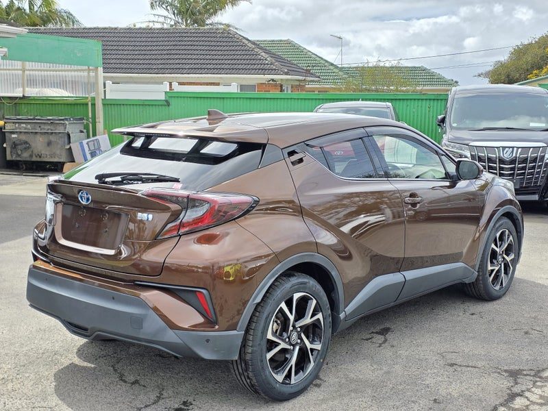 2018 Toyota C-HR G, Hybrid, Warranty!, photo 3