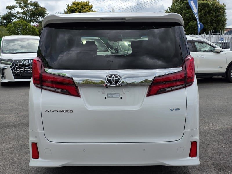 2020 Toyota Alphard SR, photo 3