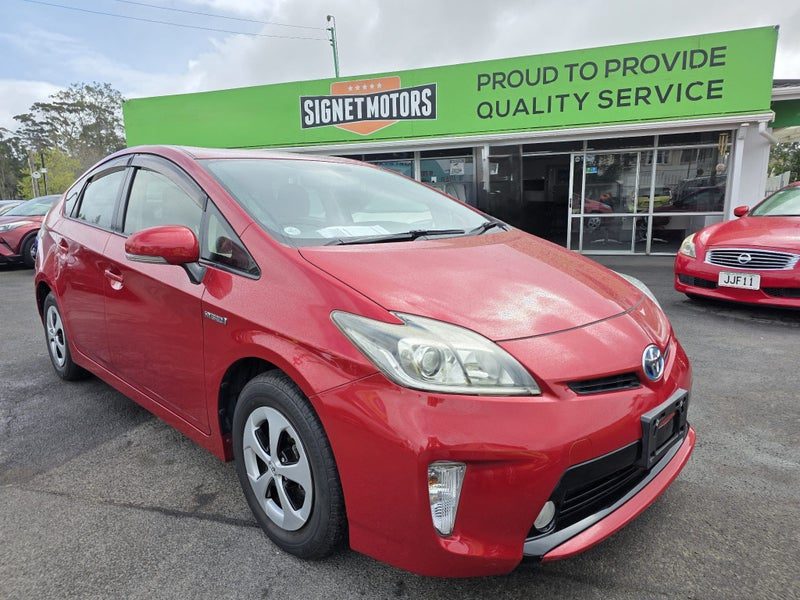 2015 Toyota Prius Hybrid! New tyres!