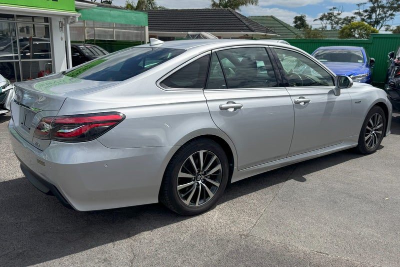 2019 Toyota Crown Hybrid! New tyres!, photo 2