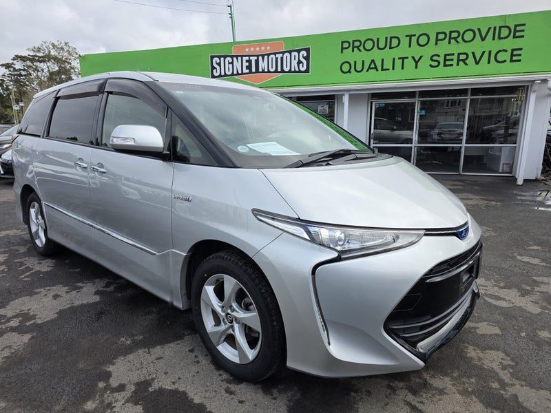 2017 Toyota Estima Aeras! Hybrid!