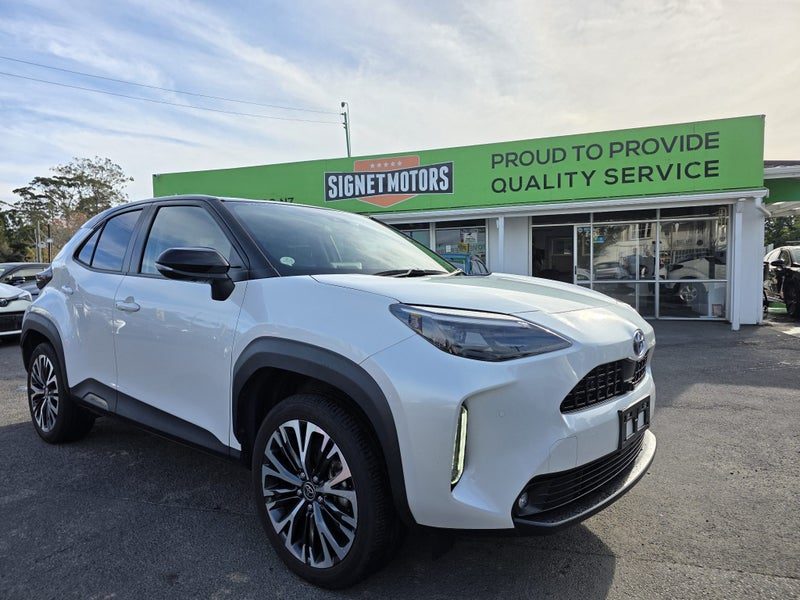 2023 Toyota Yaris Cross Z, Hybrid, 360 Camera!