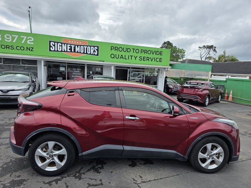 2017 Toyota C-HR S, Hybrid! Warranty 2 Years!, photo 2