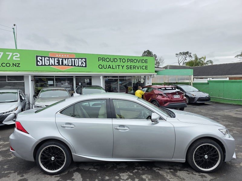 2015 Lexus IS 350 V6! Radar!, photo 2