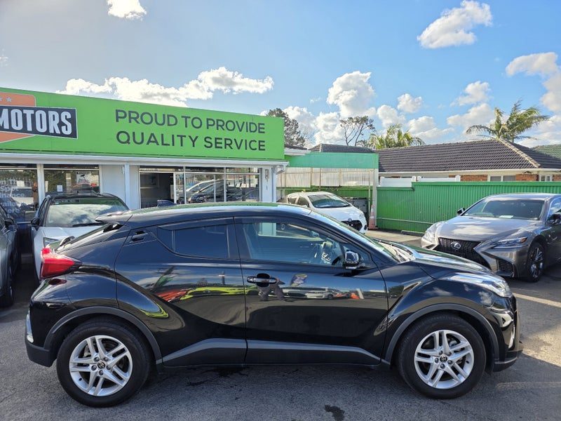 2020 Toyota C-HR S, Hybrid! Warranty!, photo 2