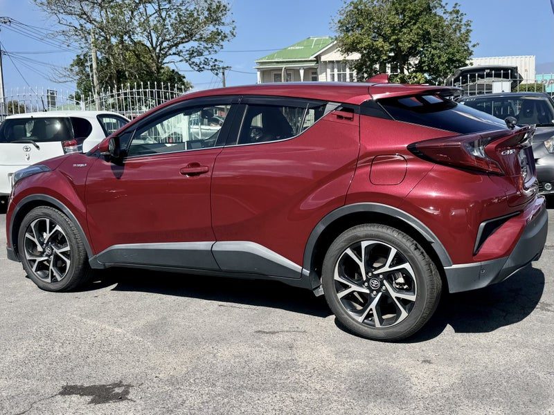 2018 Toyota C-HR G, Hybrid! Warranty!, photo 3
