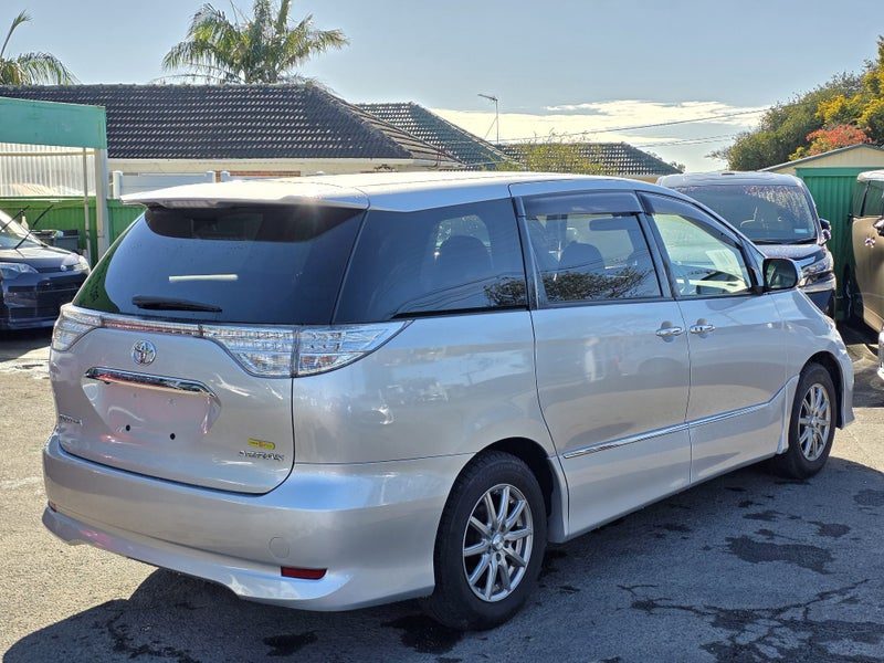 2015 Toyota Estima AERAS! 7 Seat!, photo 3