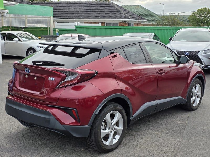 2019 Toyota C-HR S, Hybrid, Warranty!, photo 3