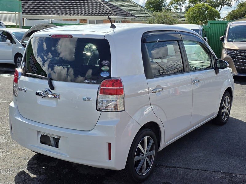 2015 Toyota Spade F! R. Camera!, photo 3