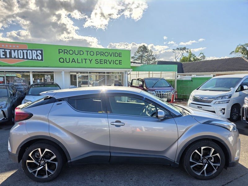 2019 Toyota C-HR G, Hybrid, Warranty!, photo 2