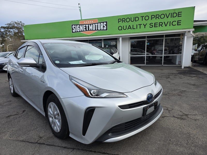 2020 Toyota Prius Hybrid! S! Radar!