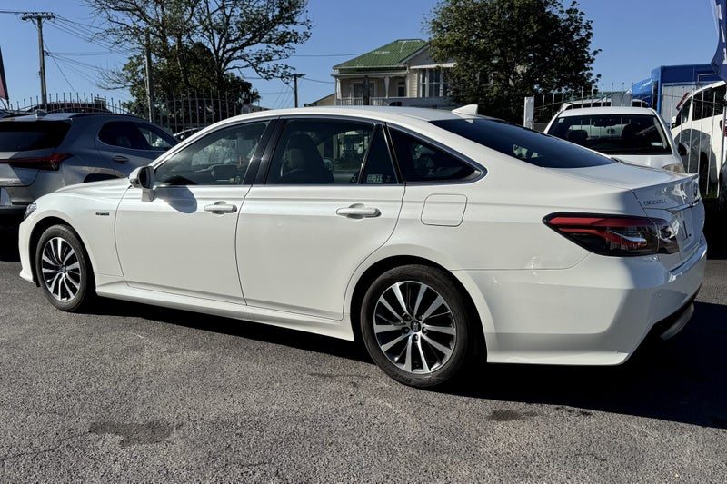 2020 Toyota Crown Hybrid! S! New tyres!, photo 3