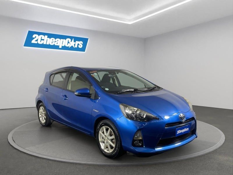 2013 Toyota Aqua S, photo 3