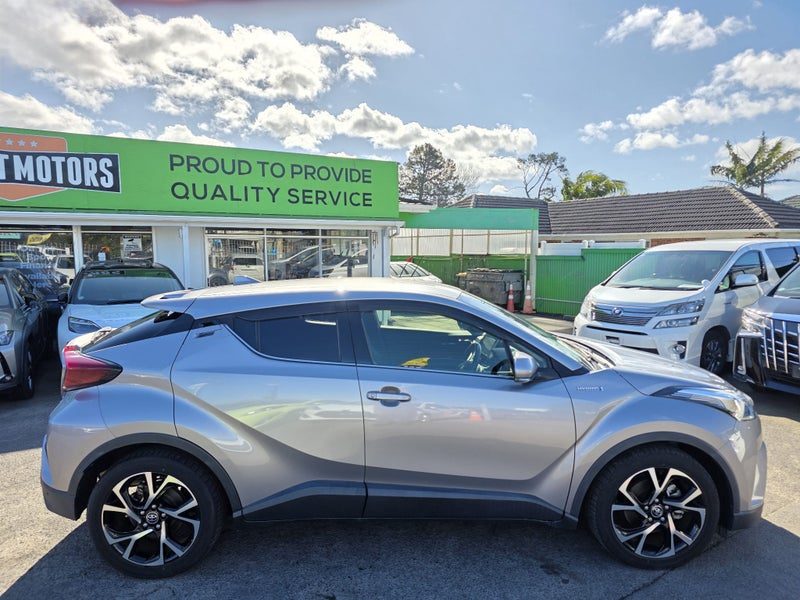 2019 Toyota C-HR G, Hybrid, Warranty!, photo 2