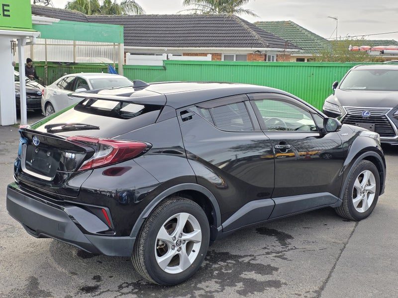 2019 Toyota C-HR S, Hybrid, Warranty!, photo 3