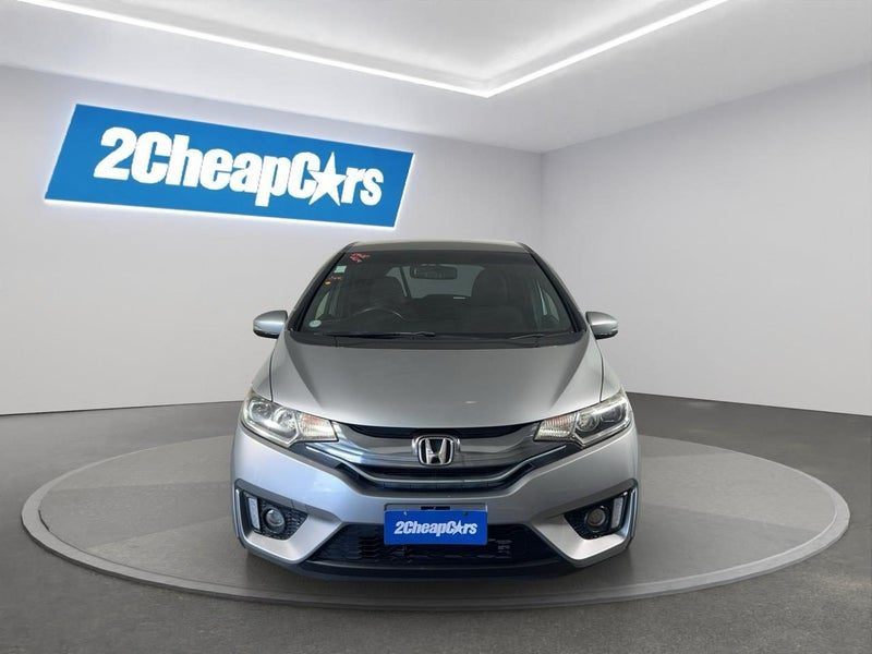 2014 Honda Fit Jazz Hybrid S Package, photo 2