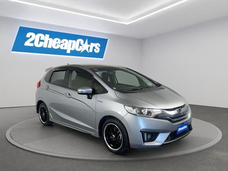 2014 Honda Fit Jazz Hybrid S Package, photo 3