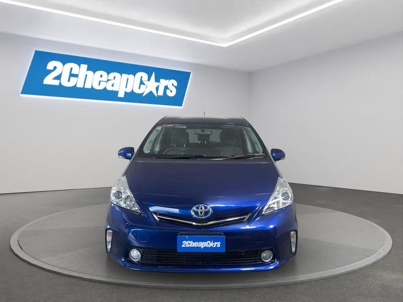 2012 Toyota Prius Alpha S, photo 2