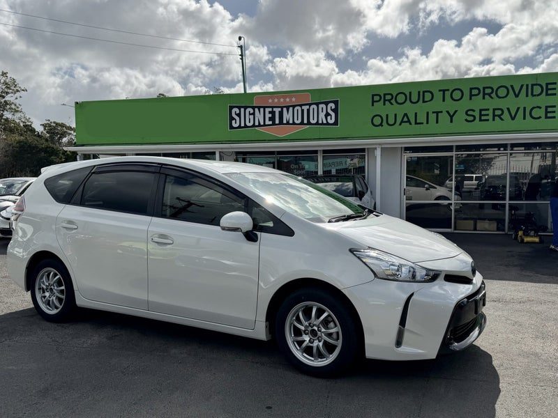 2020 Toyota Prius Alpha S, Hybrid