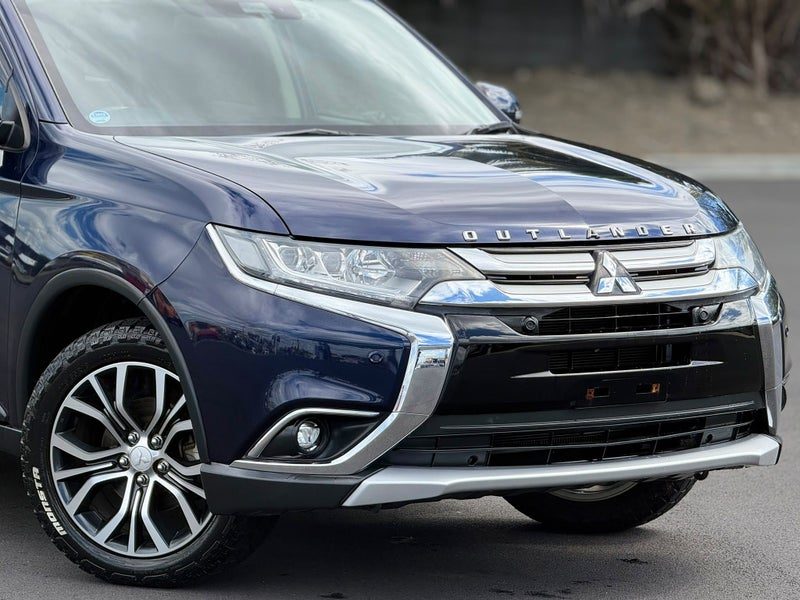 2017 Mitsubishi Outlander 24G 7 Seater 4WD TOWBAR, photo 2