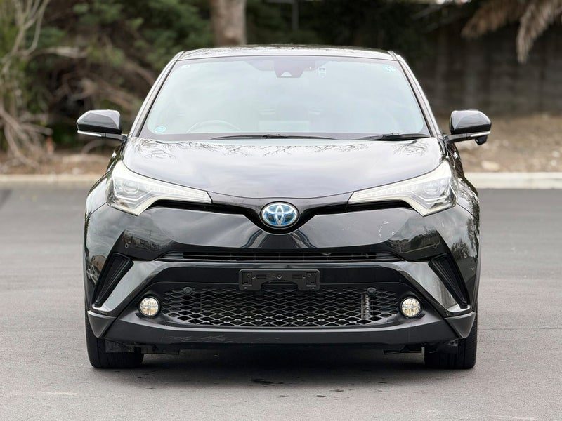 2017 Toyota C-HR HYBRID G Leather TSS, photo 2