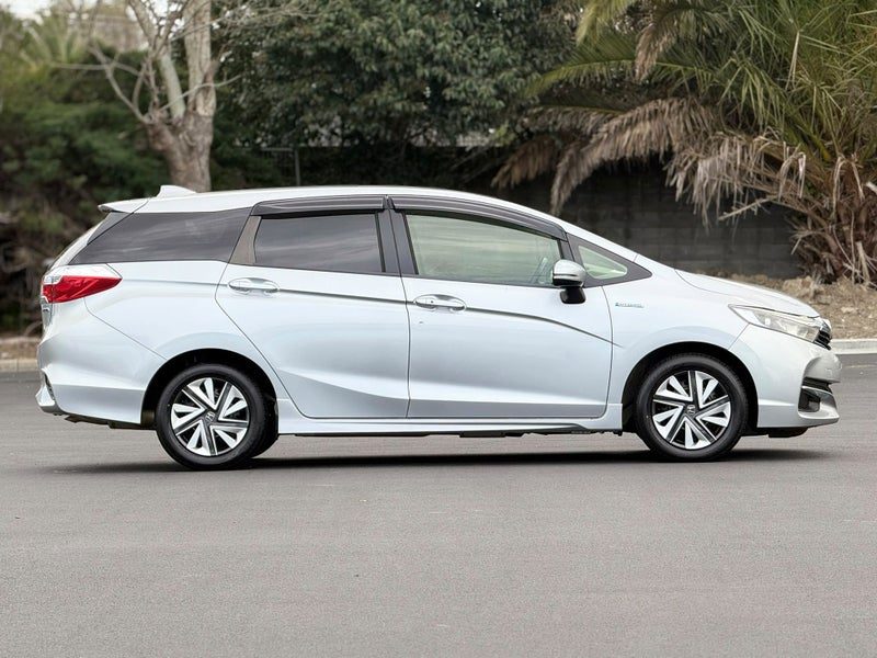 2016 Honda Shuttle Hybrid, photo 3