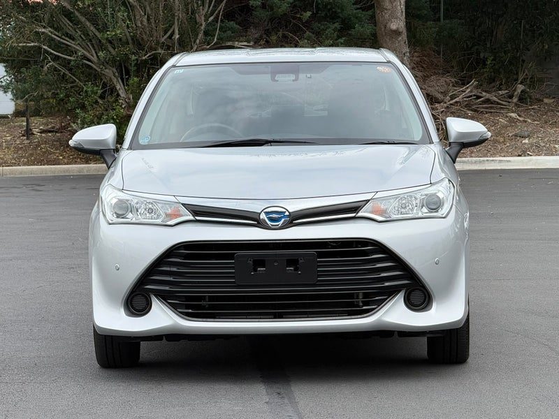 2017 Toyota Corolla Axio, photo 2