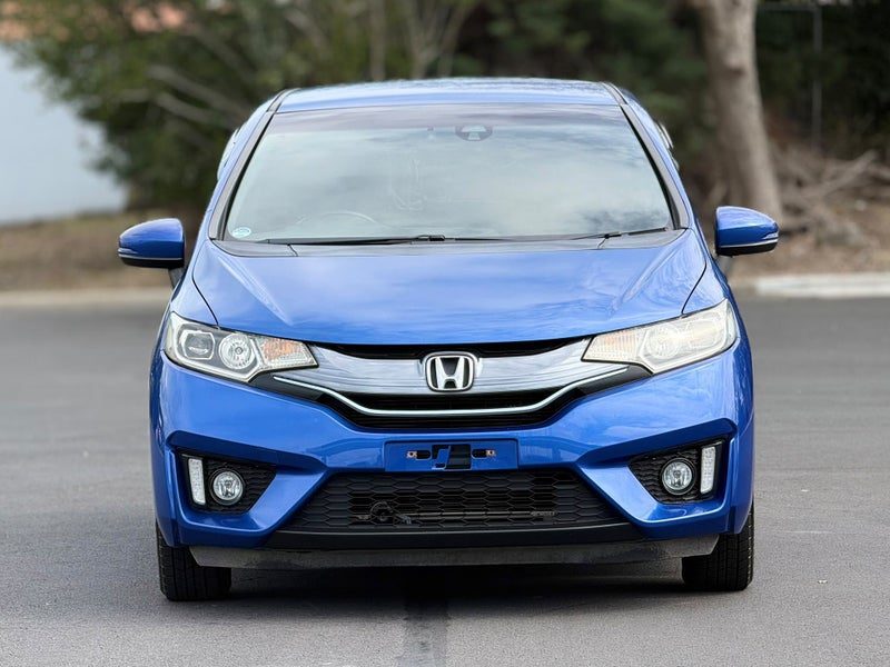 2014 Honda Fit HYBRID S Sports Package, photo 2