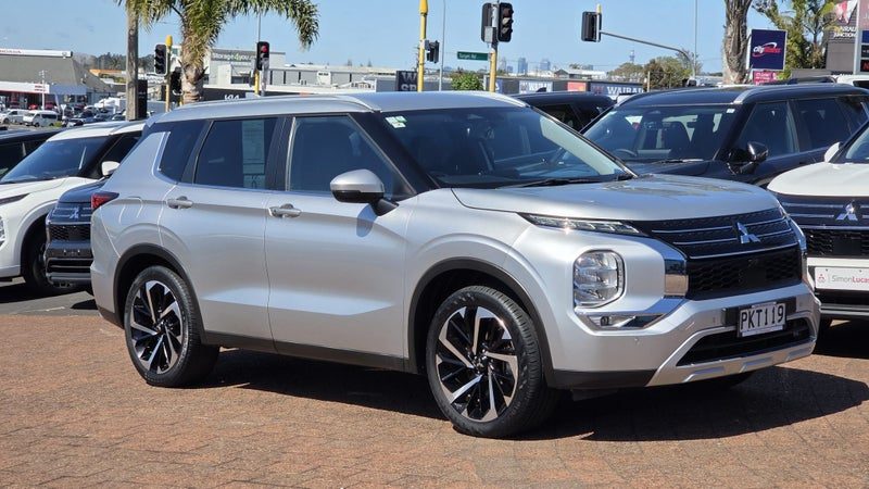2022 Mitsubishi Outlander XLS 2.5L 2WD 7str, photo 3