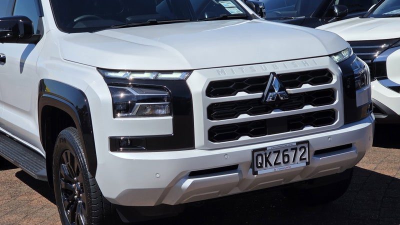 2024 Mitsubishi Triton DC VRX 4WD 6AT 2.4DT, photo 2